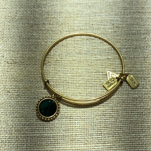 Wind and Fire bracelet. - Picture 3 of 3